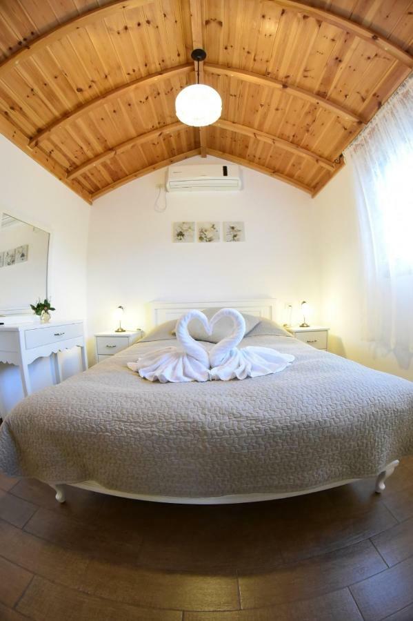 Suites & Spa Galilee Kirjat Smóna Kültér fotó